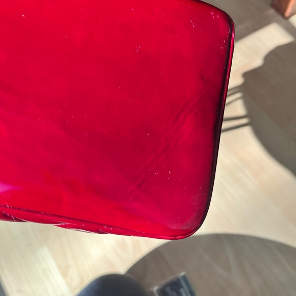 CHANEL Medallion Tote custom dyed with card, medallion pull, sticker in tact - Picture 15 of 17